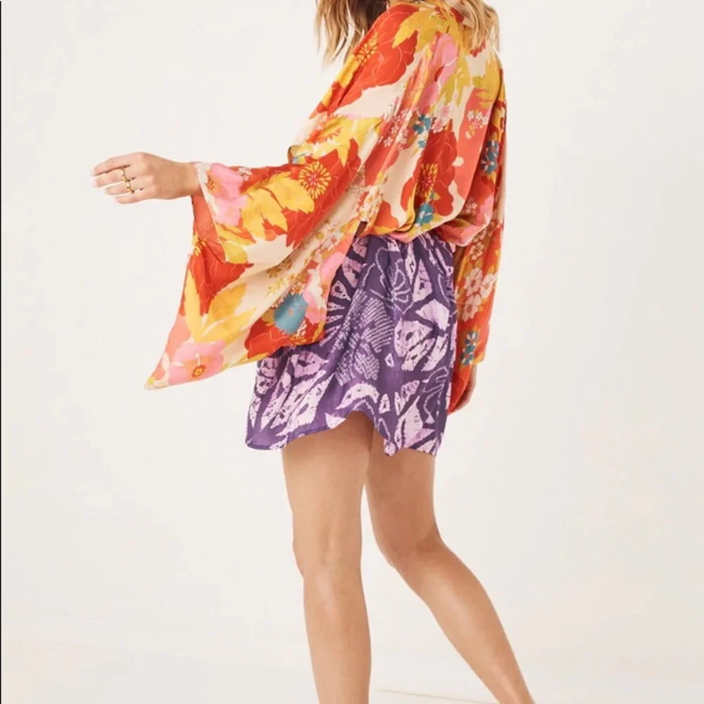 Tyler Short Robe - Picture 5 of 8